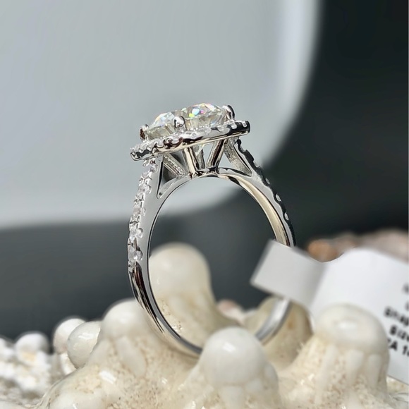 Moissanite Diamond rings set with certificate - Picture 7 of 17